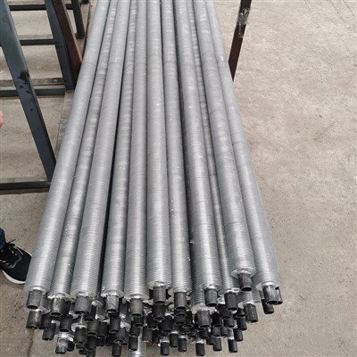 Presyo na Pabrika Saray Tangke na Ampetang a Danum Saray Tubo ya Walay Palikpik na Gansa Aluminium ya Tubo Parad Heat Exchanger
